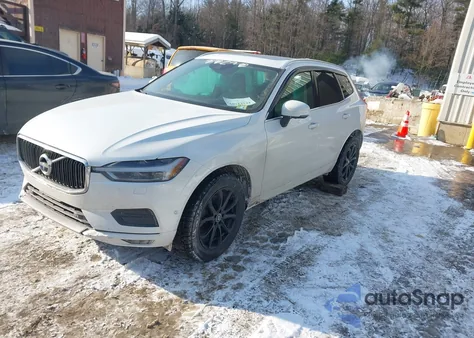 2018 Volvo Xc60 T6 Momentum z USA, uszkodzony, nr VIN LYVA22RK6JB069102